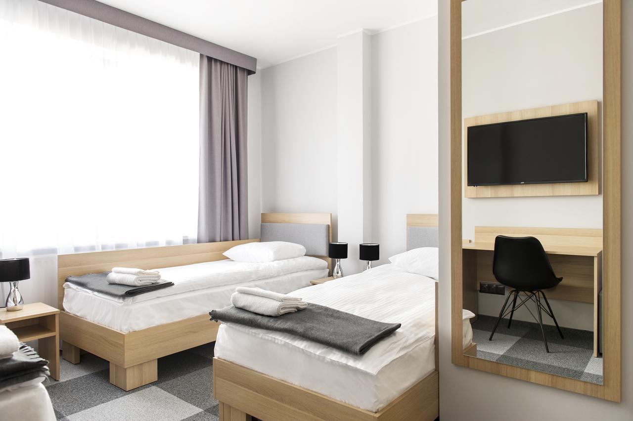 Waw Airport Okecie Hotel 2*