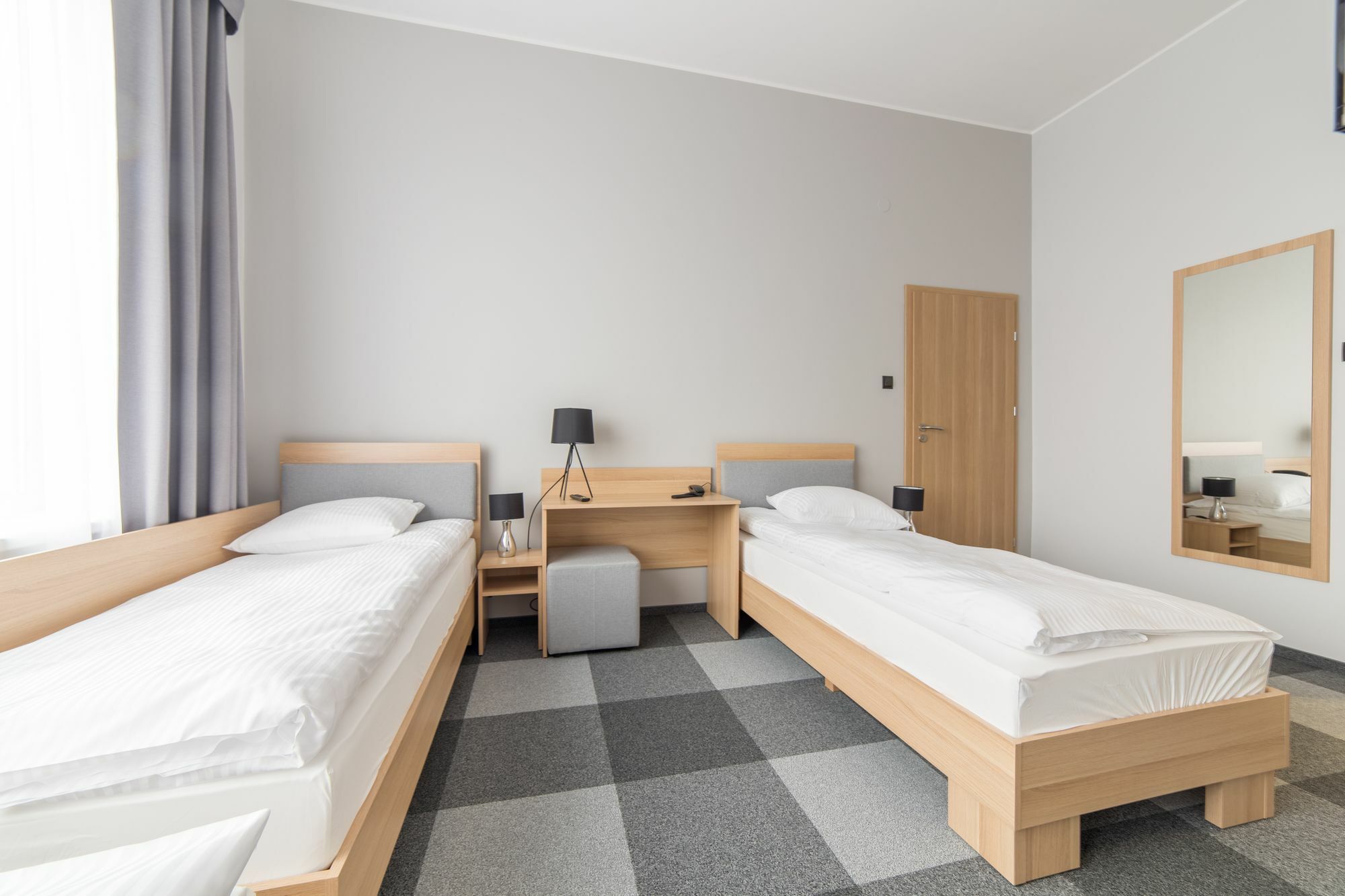 Waw Airport Okecie Hotel